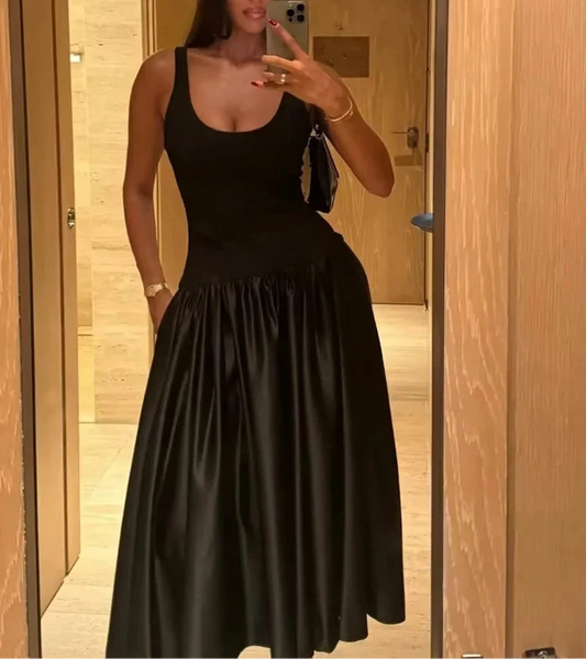Iris Chic Maxi Dress