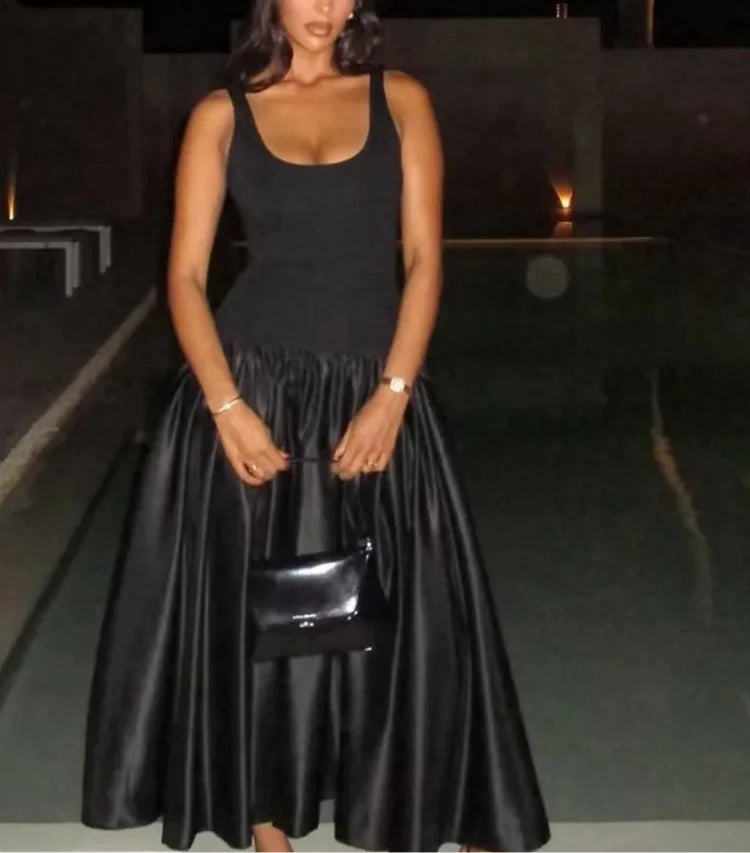 Iris Chic Maxi Dress