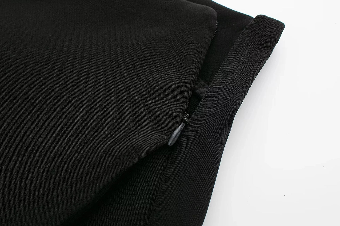 Asymmetric Alice Skort