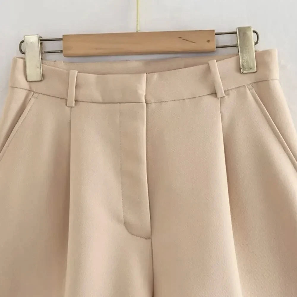 Winslet Bermuda Style Shorts