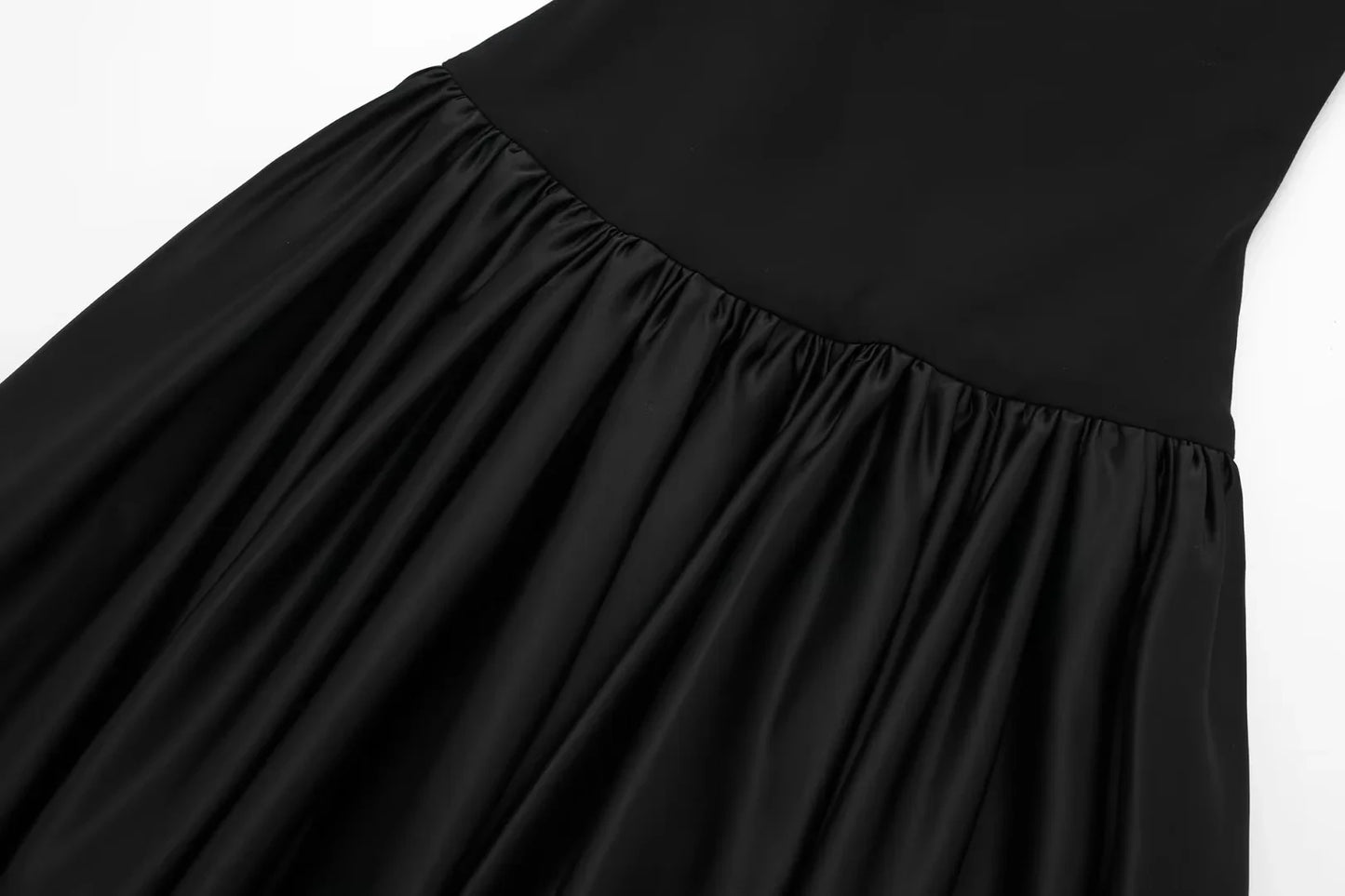 Iris Chic Maxi Dress