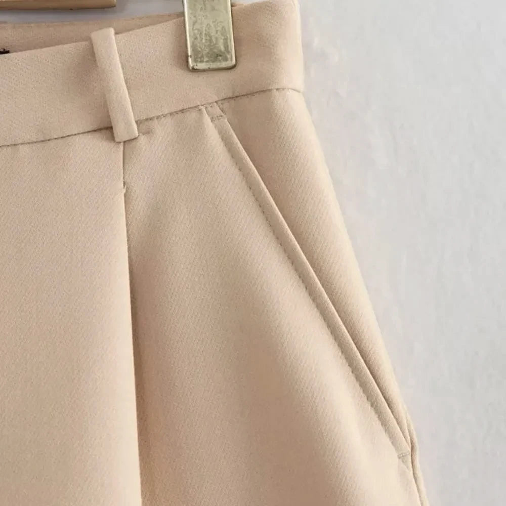 Winslet Bermuda Style Shorts